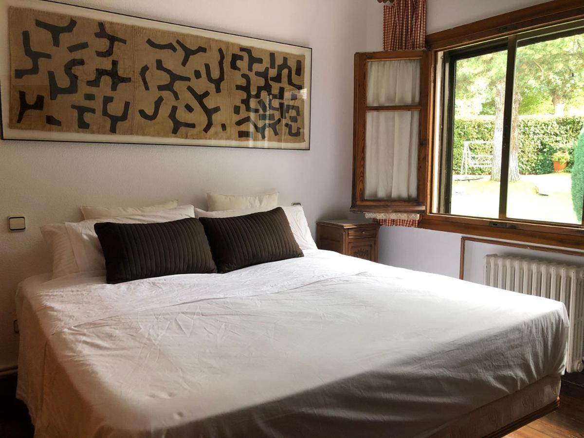 Villa Aurelia - Casa De Campo Con Jardin Y Piscina Entre Madrid Y Segovia Ortigosa del Monte Екстериор снимка