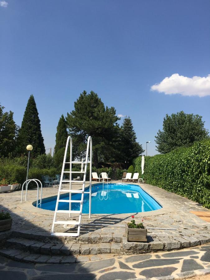 Villa Aurelia - Casa De Campo Con Jardin Y Piscina Entre Madrid Y Segovia Ortigosa del Monte Екстериор снимка